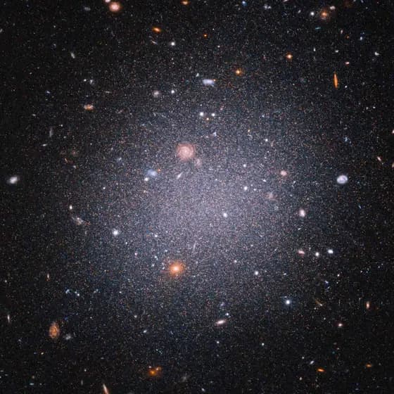 Diffuse Galaxy NGC 1052-DF2, photographed by Hubble on June 23, 2020